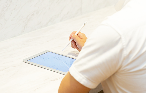 新宿駅新南口・代々木駅・新宿駅南口歯科三島